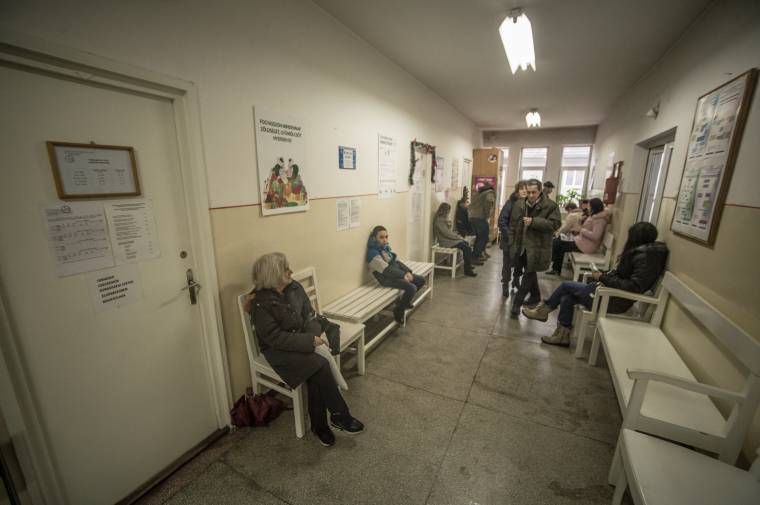 Már a háziorvosok 88 százaléka hosszabbított szerződést az egészségbiztosítóval