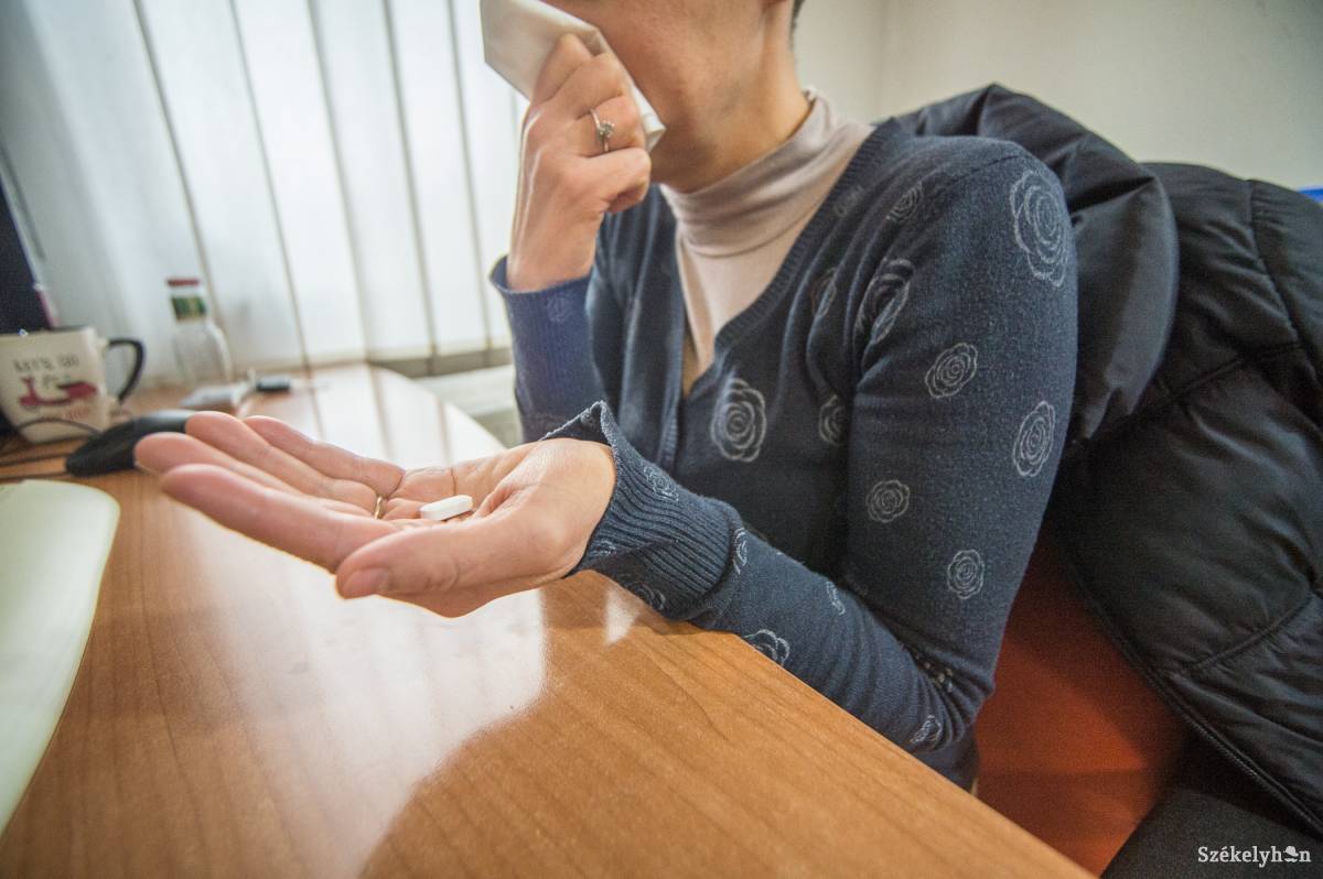 A nők nagyobb arányban vesznek be recept nélkül antibiotikumot, mint a férfiak. Illusztráció •  Fotó: Barabás Ákos