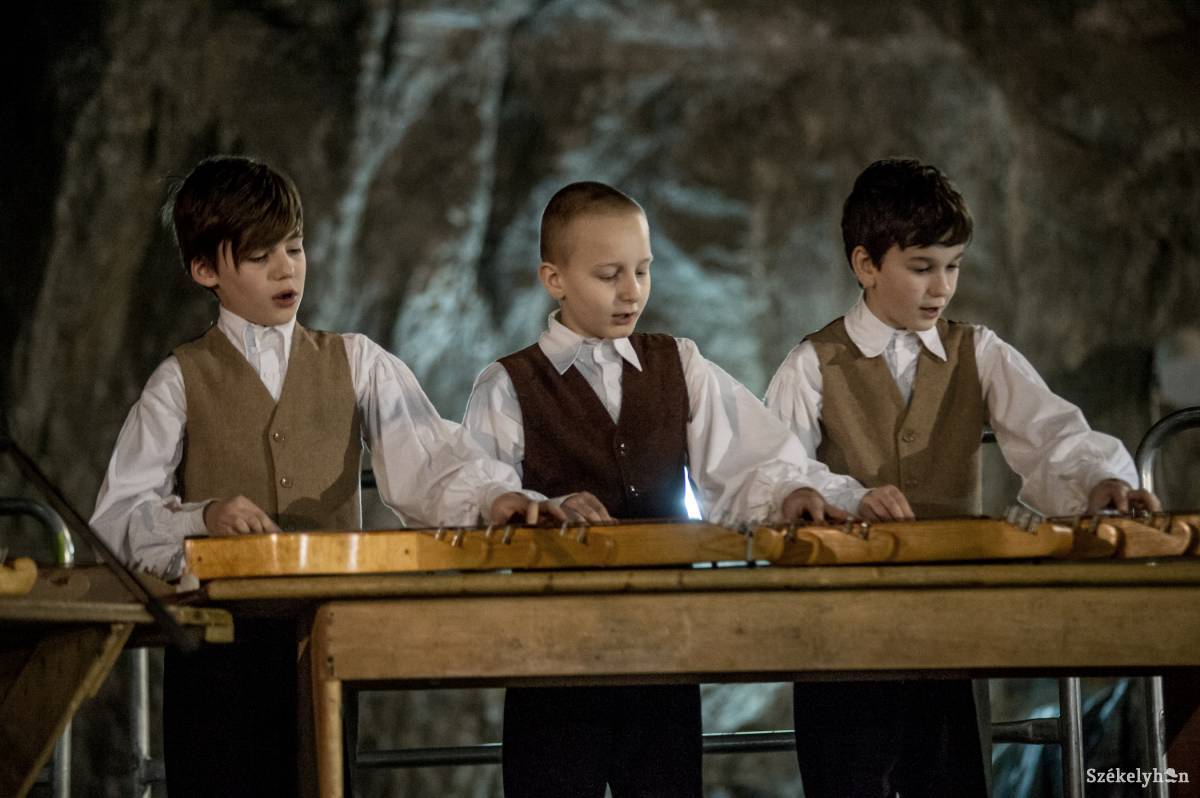 &bullet;  Fotó: Barabás Ákos