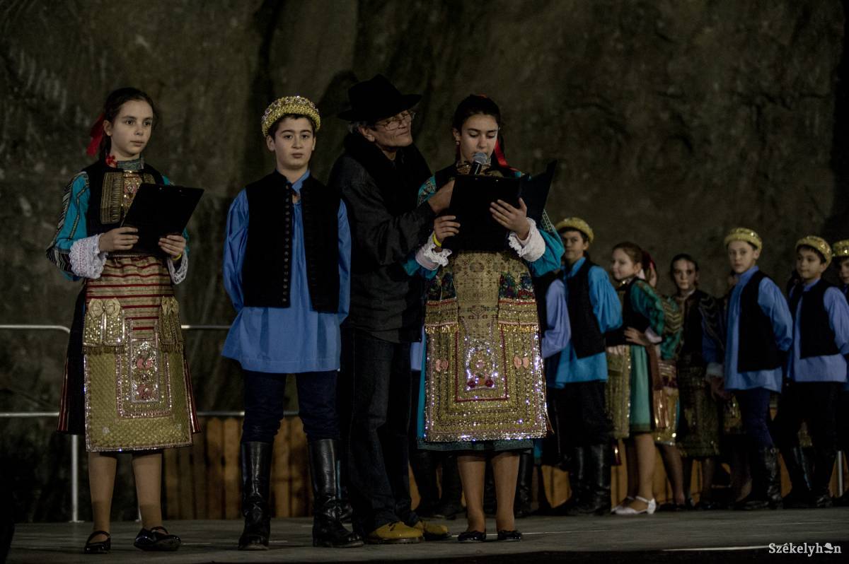 &bullet;  Fotó: Barabás Ákos