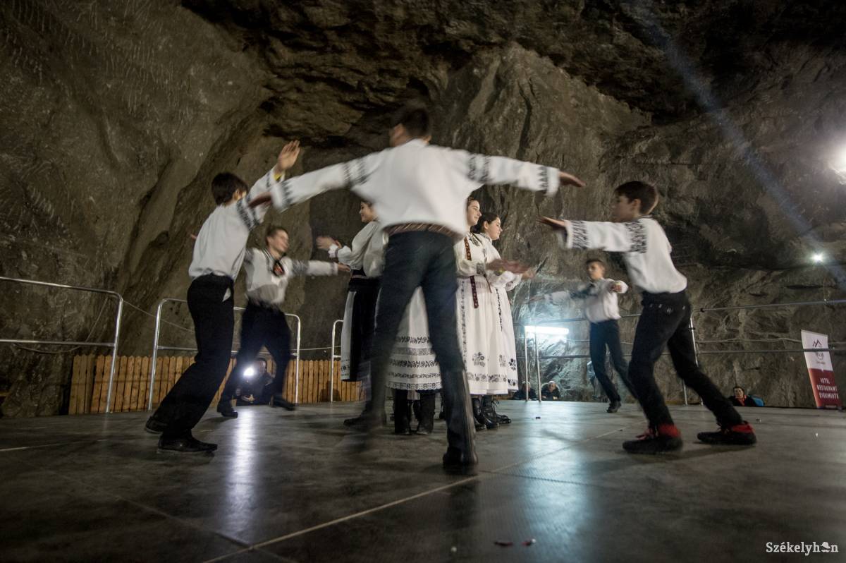 &bullet;  Fotó: Barabás Ákos