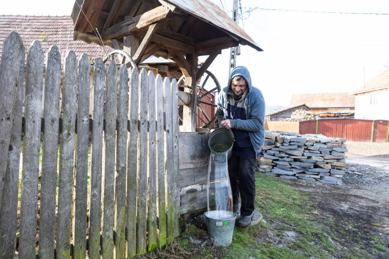 Kútvizeket ellenőriznek, veszélyekre figyelmeztetnek a székelyföldi megyékben