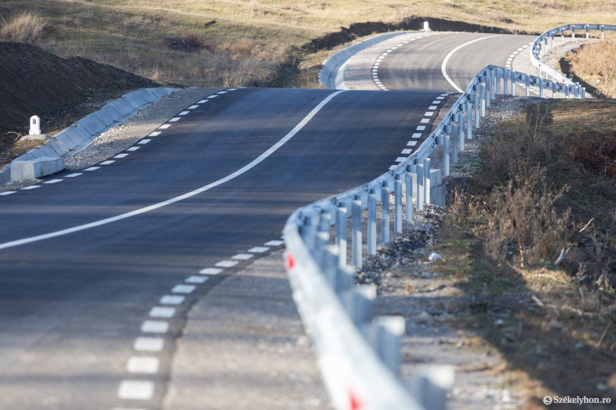 Fontos infrastrukturális fejlesztést hajtott végre a megyei önkormányzat •  Fotó: Erdély Bálint Előd