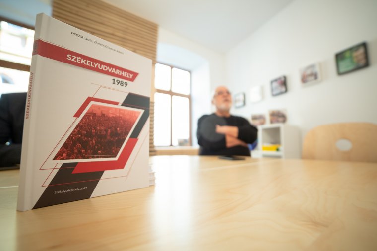 Az 1989-es forradalom székelyudvarhelyi eseményei egy kötetben