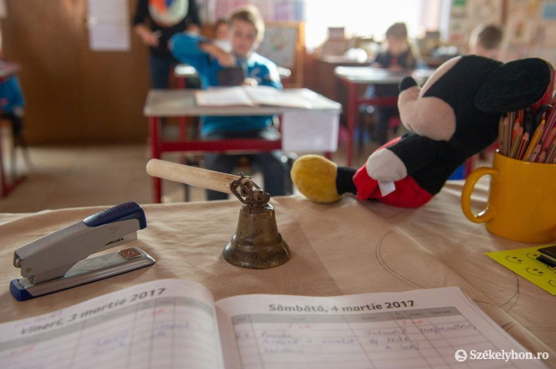 Az egyre nagyobb megfelelési kényszer miatt az iskolában tanító pedagógusokat is veszélyezteti a kiégés •  Fotó: Beliczay László
