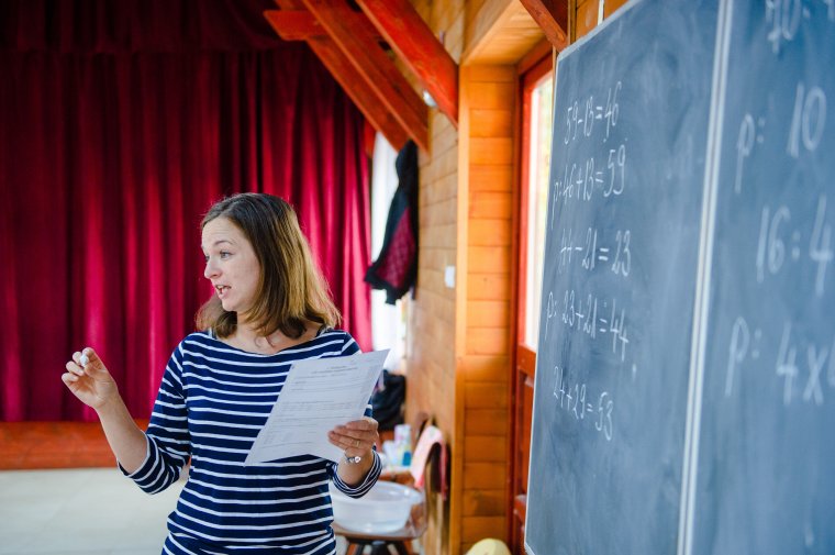 Megszavazták a pedagógusok kockázati pótlékát, de ezt még nem kell készpénznek venni