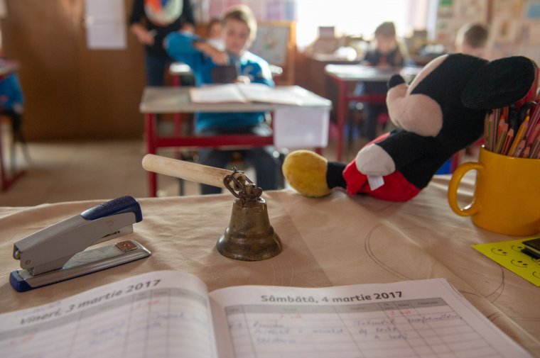 Célzott támogatásokkal lehetne áthidalni az iskolák közötti hatalmas szakadékokat
