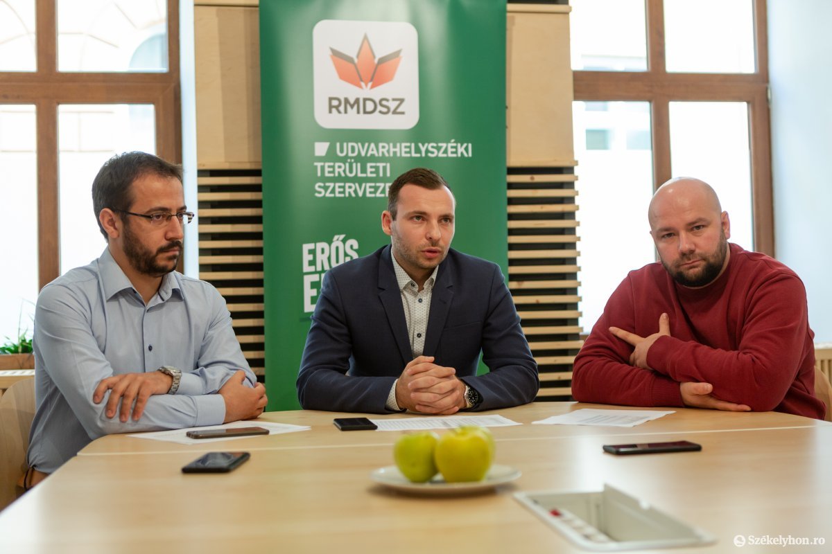 Derzsi László, Bíró Barna Botond és Sándor Barna •  Fotó: Erdély Bálint Előd