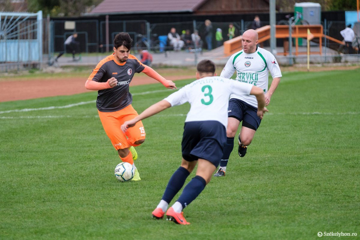 •  Fotó: Veres Nándor