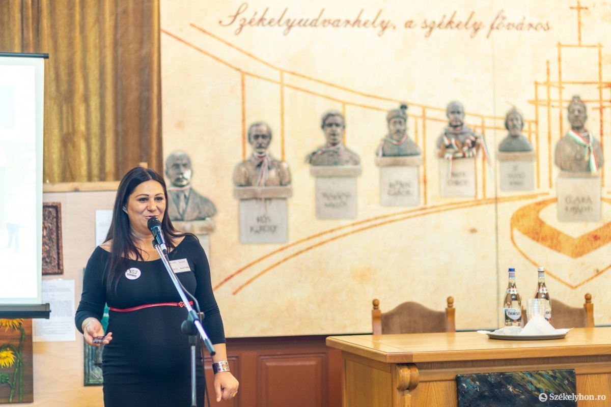 Szénási Szilvia szerint igazi változást csak közösen lehet elérni 