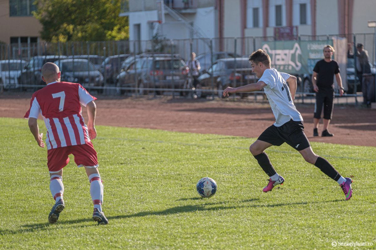 •  Fotó: Veres Nándor