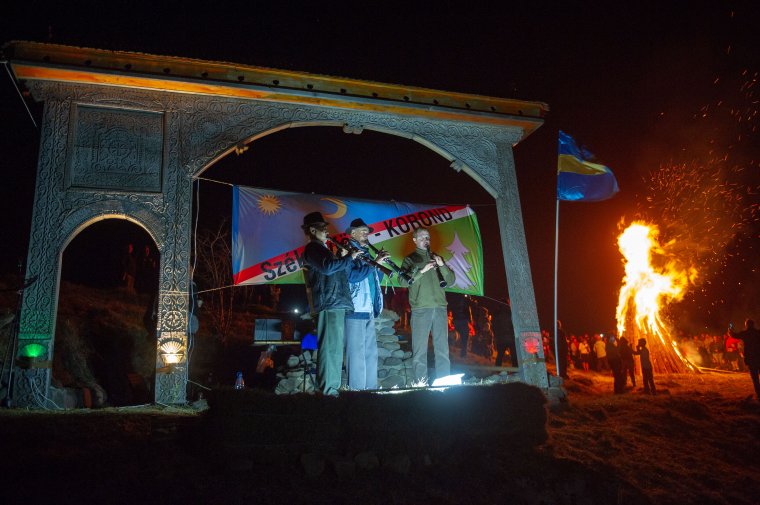 Több mint nyolcvan székelyföldi településen gyúltak ki az őrtüzek az autonómiaigény jeleként