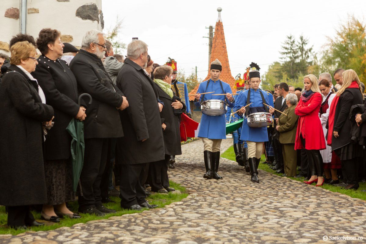 •  Fotó: Erdély Bálint Előd