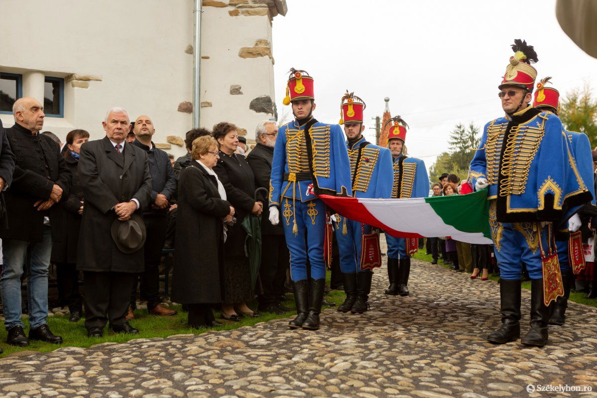 •  Fotó: Erdély Bálint Előd