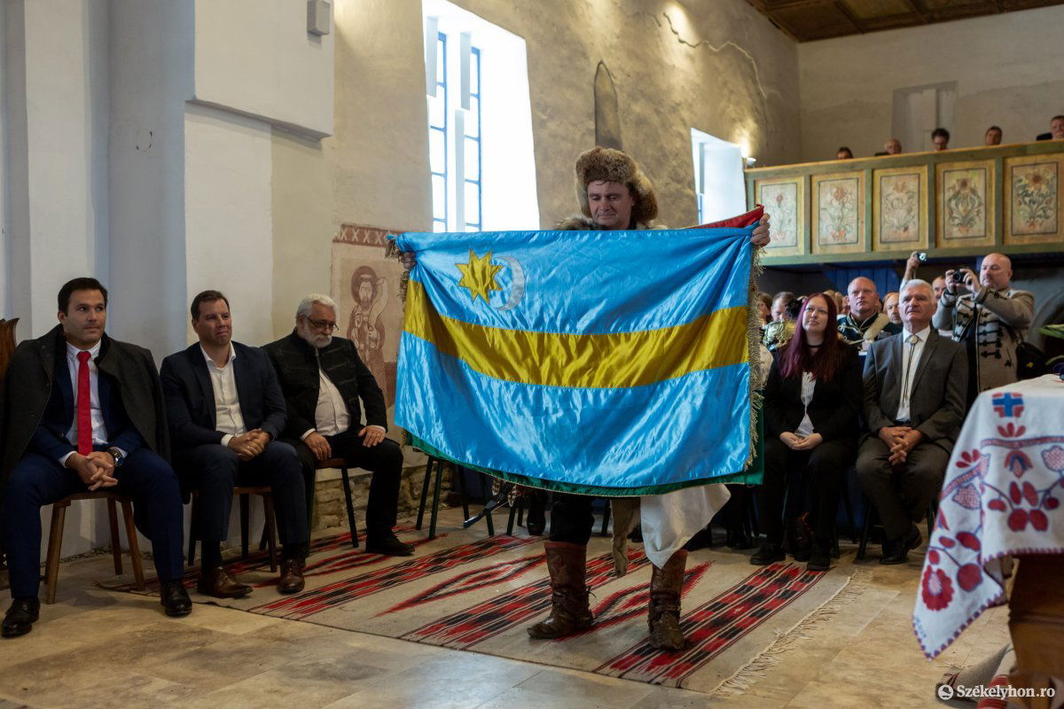 •  Fotó: Erdély Bálint Előd
