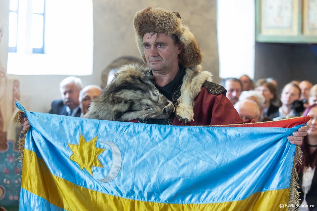 •  Fotó: Erdély Bálint Előd