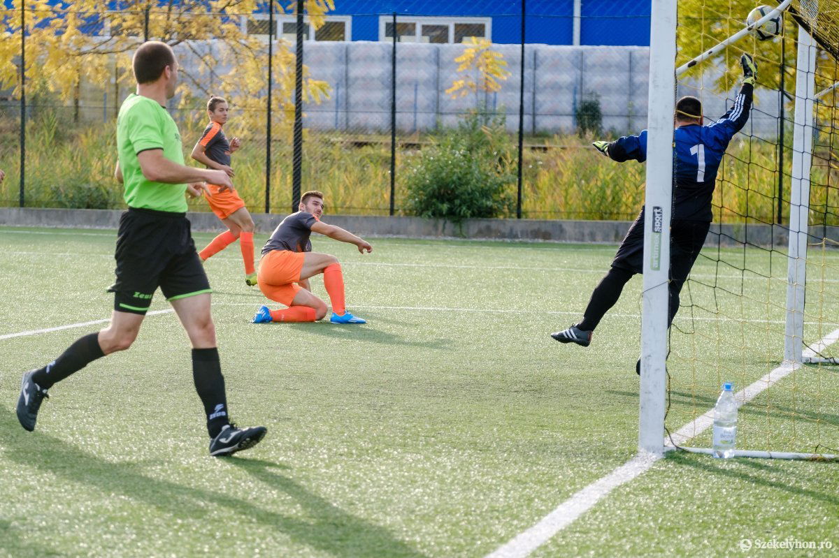 •  Fotó: Veres Nándor