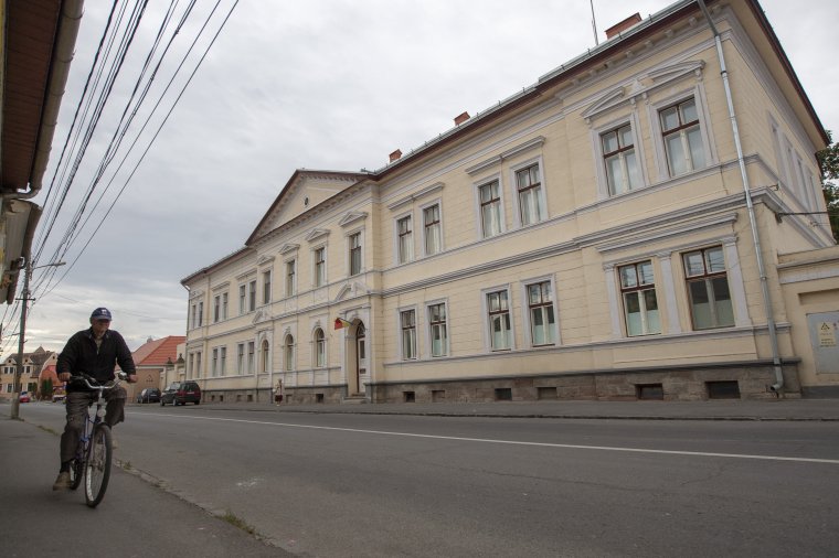 Elhúzódik a sugárterápiás központ létrehozása Székelykeresztúron