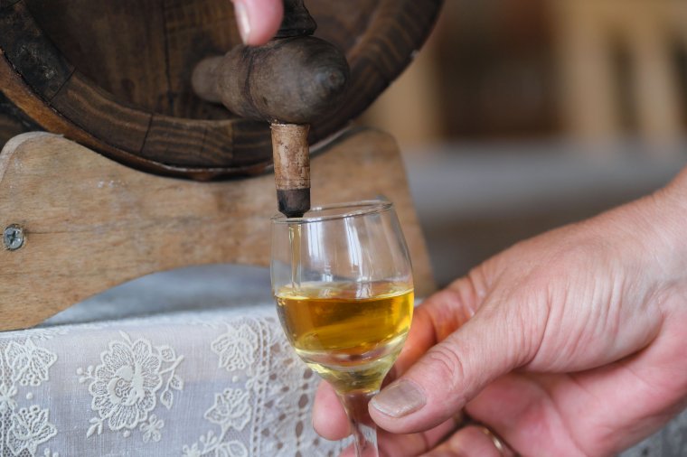 Nemzetközi párlat- és pálinkaversenyt szerveznek Csíkszeredában