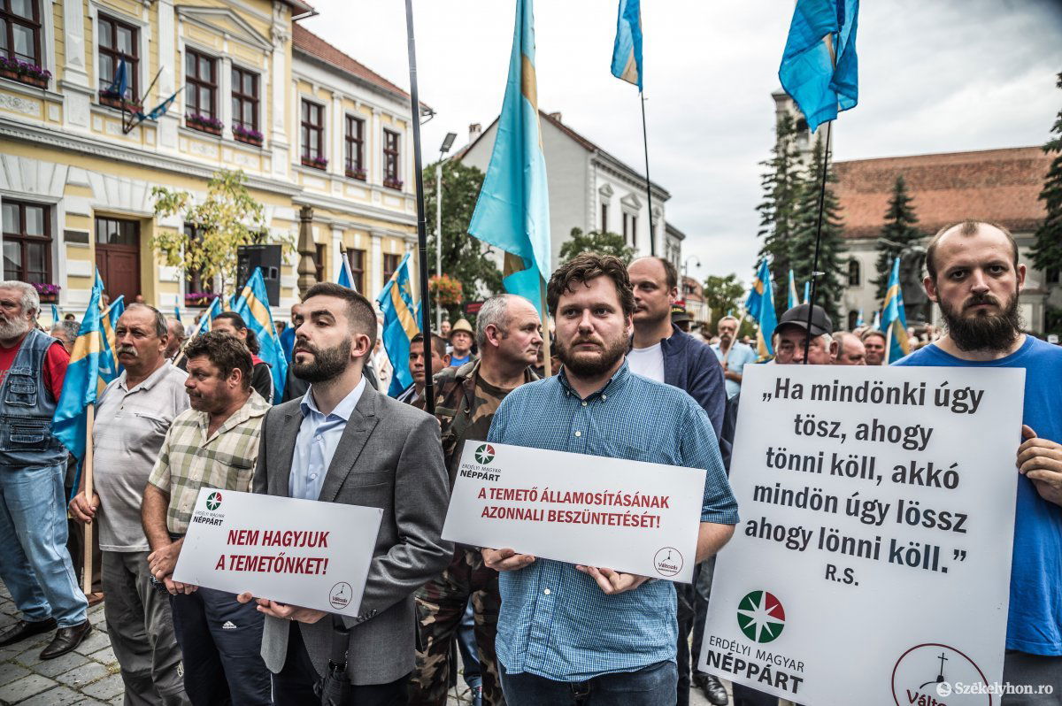 Csíkszereda, Székelyudvarhely és Sepsiszentgyörgy után Marosvásárhelyen a sor. Archív •  Fotó: Barabás Ákos