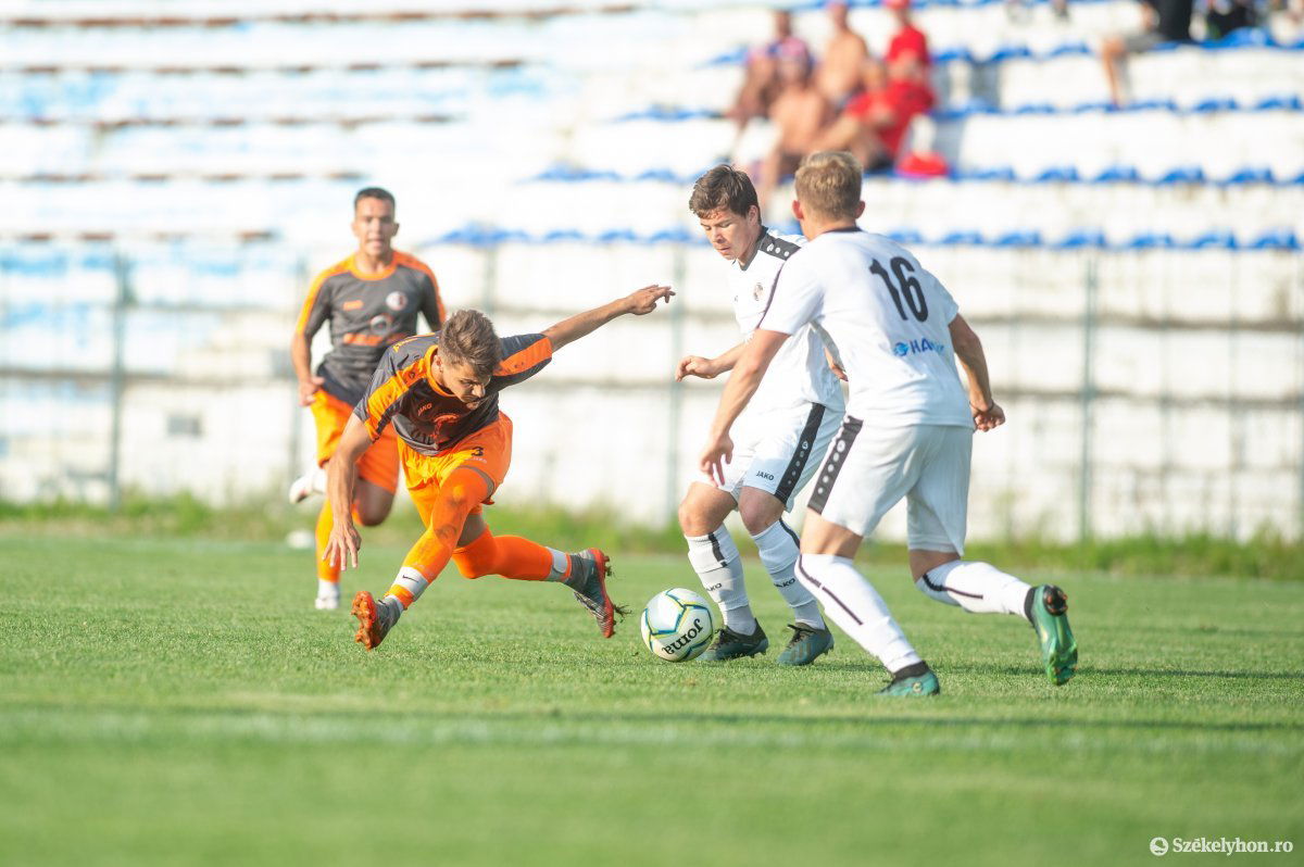 •  Fotó: Barabás Ákos