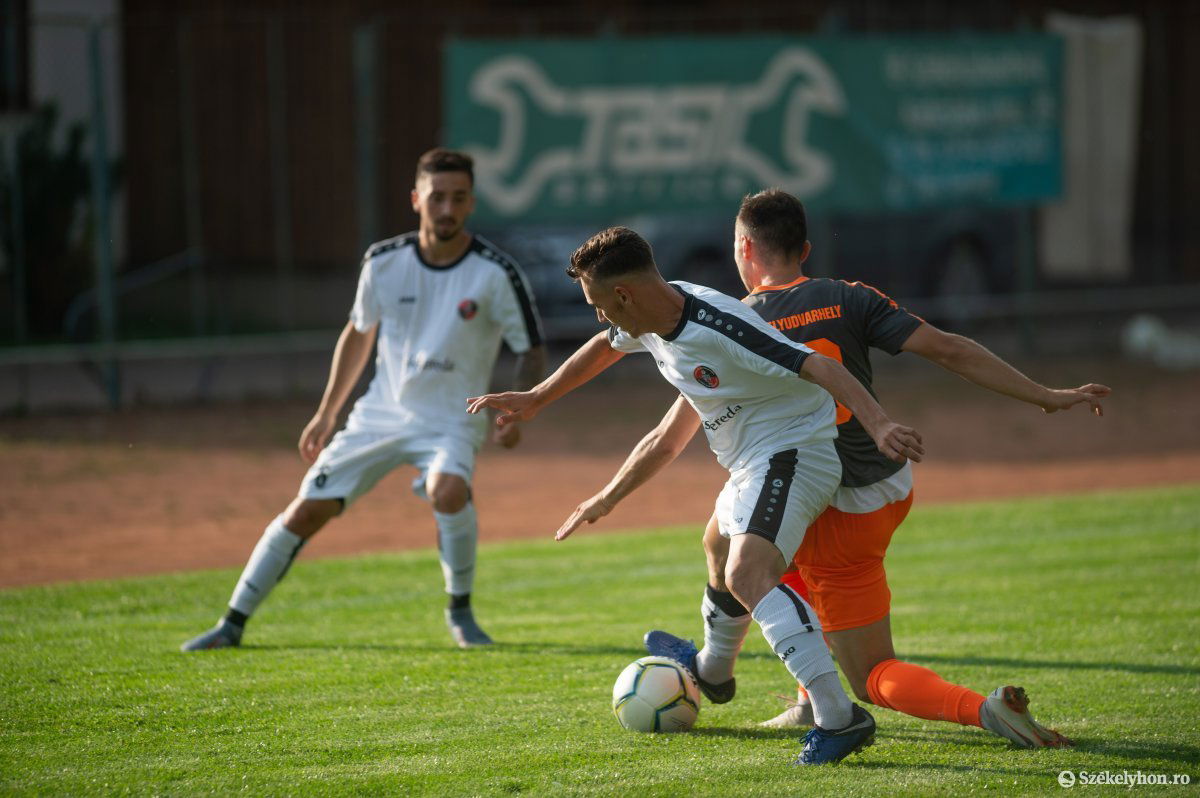 •  Fotó: Barabás Ákos