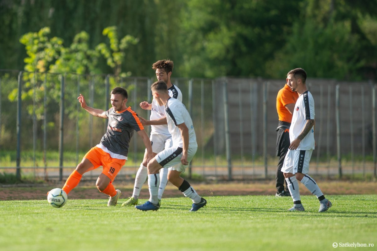 •  Fotó: Barabás Ákos