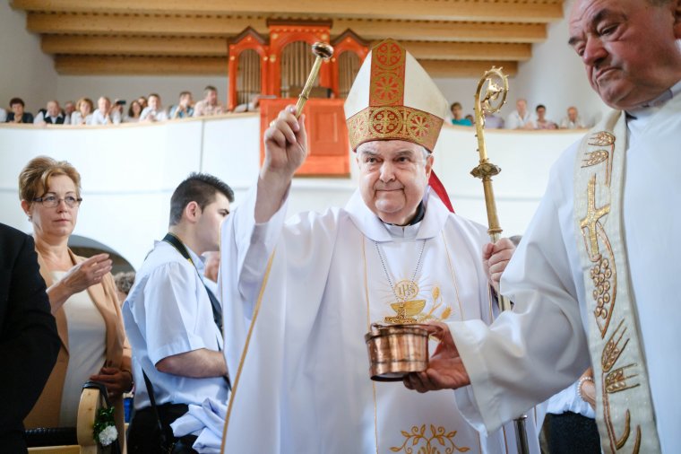 November közepére ígérték, de még nem tudni, ki lesz Jakubinyi György érsek utódja