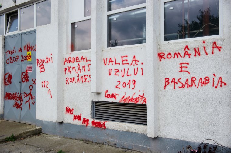 Gyűlöletkeltő falfirkák Székelyudvarhelyen