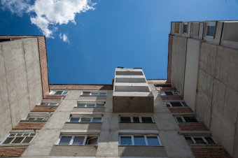 Ingatlanadó: mennyit fizetünk januártól?