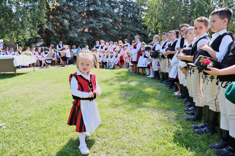 Gyermeklakodalom Máréfalván: szabad a tánc!