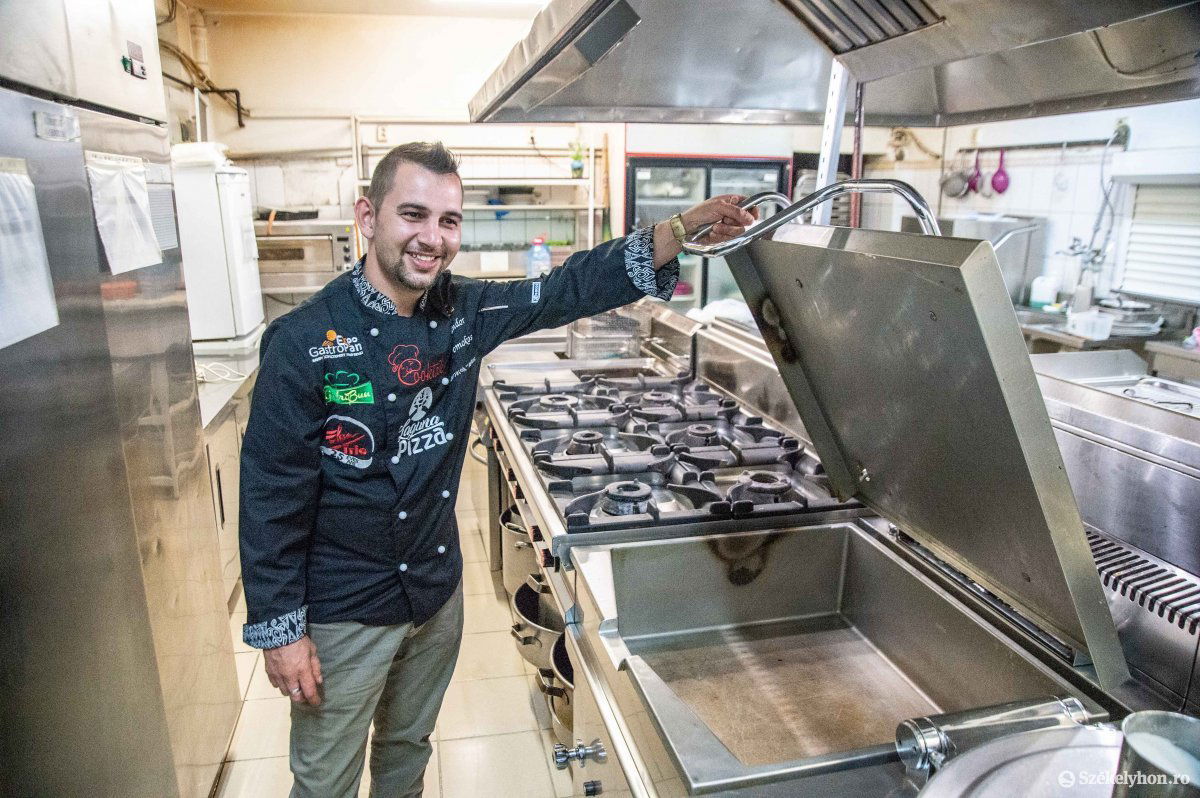 Már csak a profi felszerelések miatt is könnyebb egy ipari konyhában főzni •  Fotó: Barabás Ákos