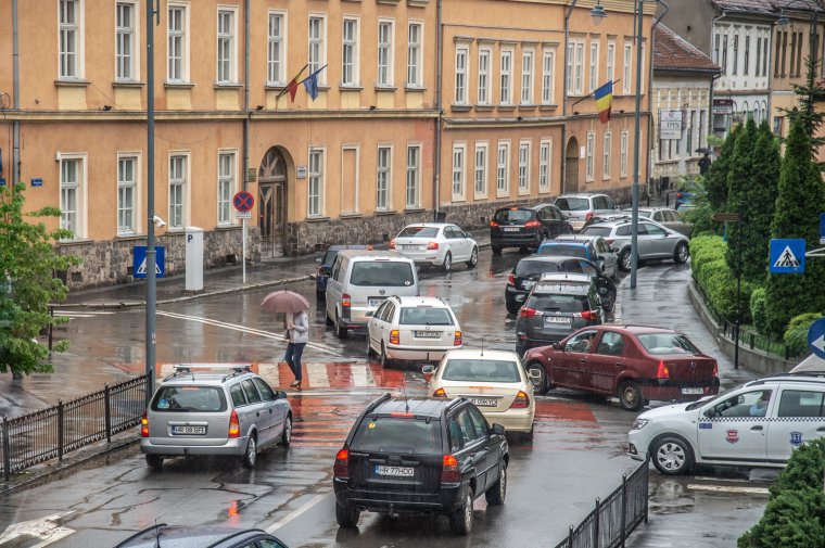 Átmeneti állapot: egyre valószínűbb, hogy a hétvégén semmiféle szabályozás nem lesz érvényben