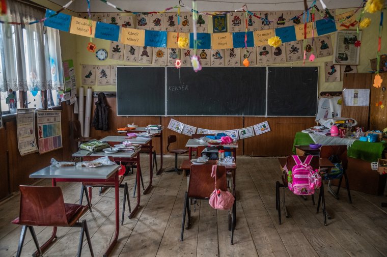Prémiumot ígér az oktatási minisztérium a falusi iskolákban elhelyezkedő pedagógusoknak