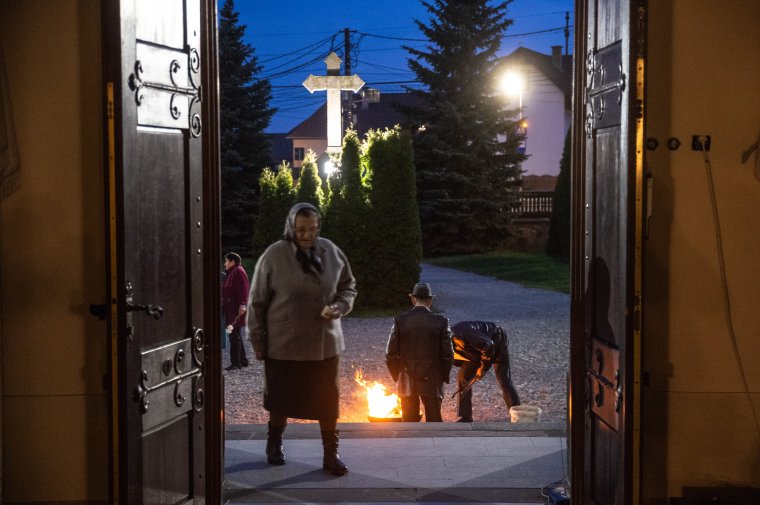 Júdásszenet az itatóvízbe