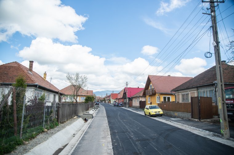 Tizenkét utcát aszfaltoznak le Szentegyházán