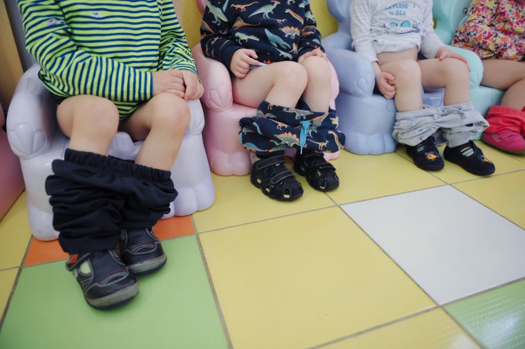 Állásukat, bérüket féltik a bölcsődék dolgozói: ellenzik, hogy a kisdedóvók átkerülnek a szaktárca kötelékébe