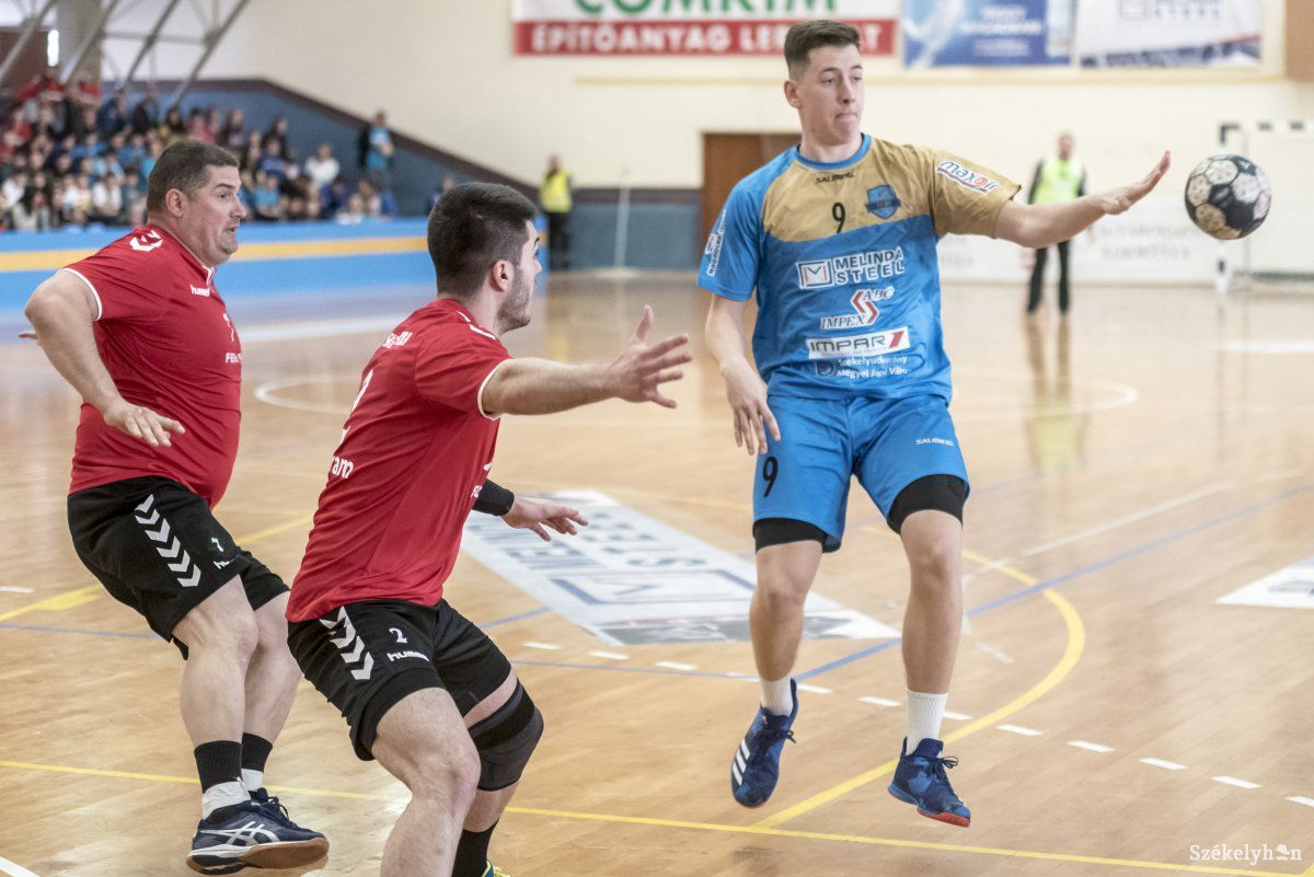 •  Fotó: Veres Nándor