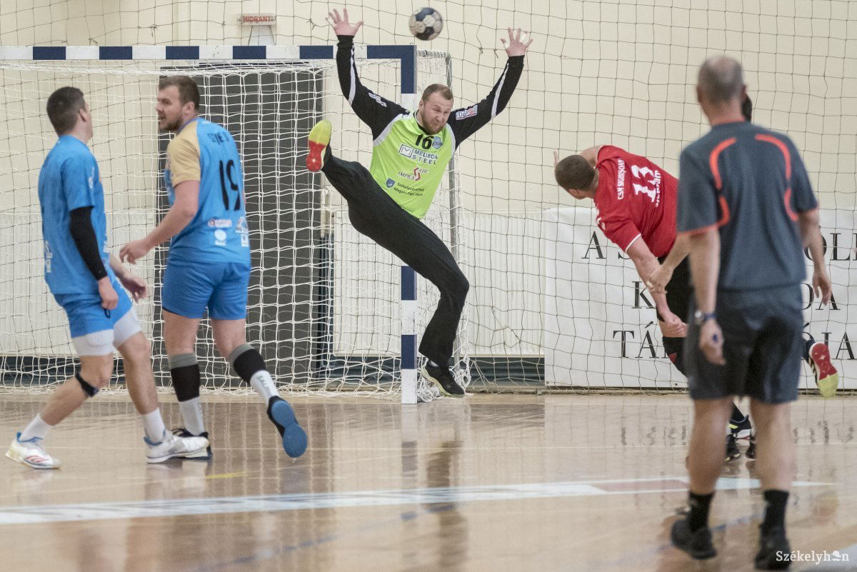 •  Fotó: Veres Nándor