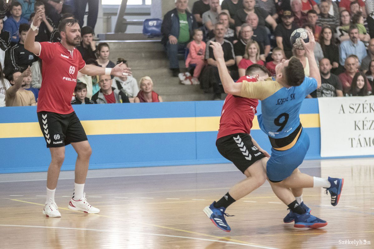 •  Fotó: Veres Nándor