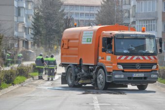 Portalanítják a főutcákat, de a tömbháznegyedekben még várni kell