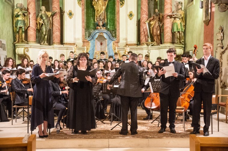 Nagysikerű Határtalanul koncert – győri és udvarhelyi zeneművészetis diákokkal