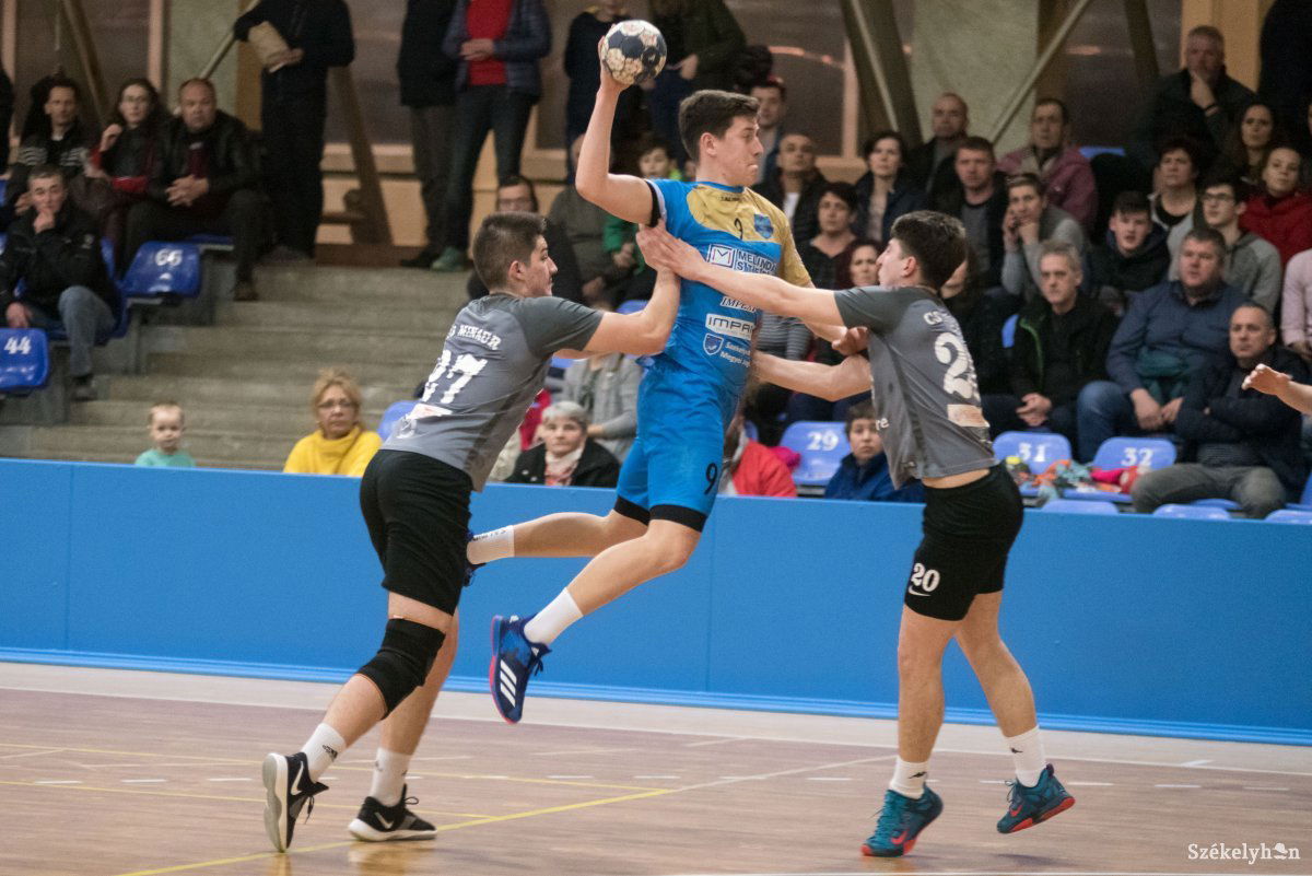 •  Fotó: Veres Nándor