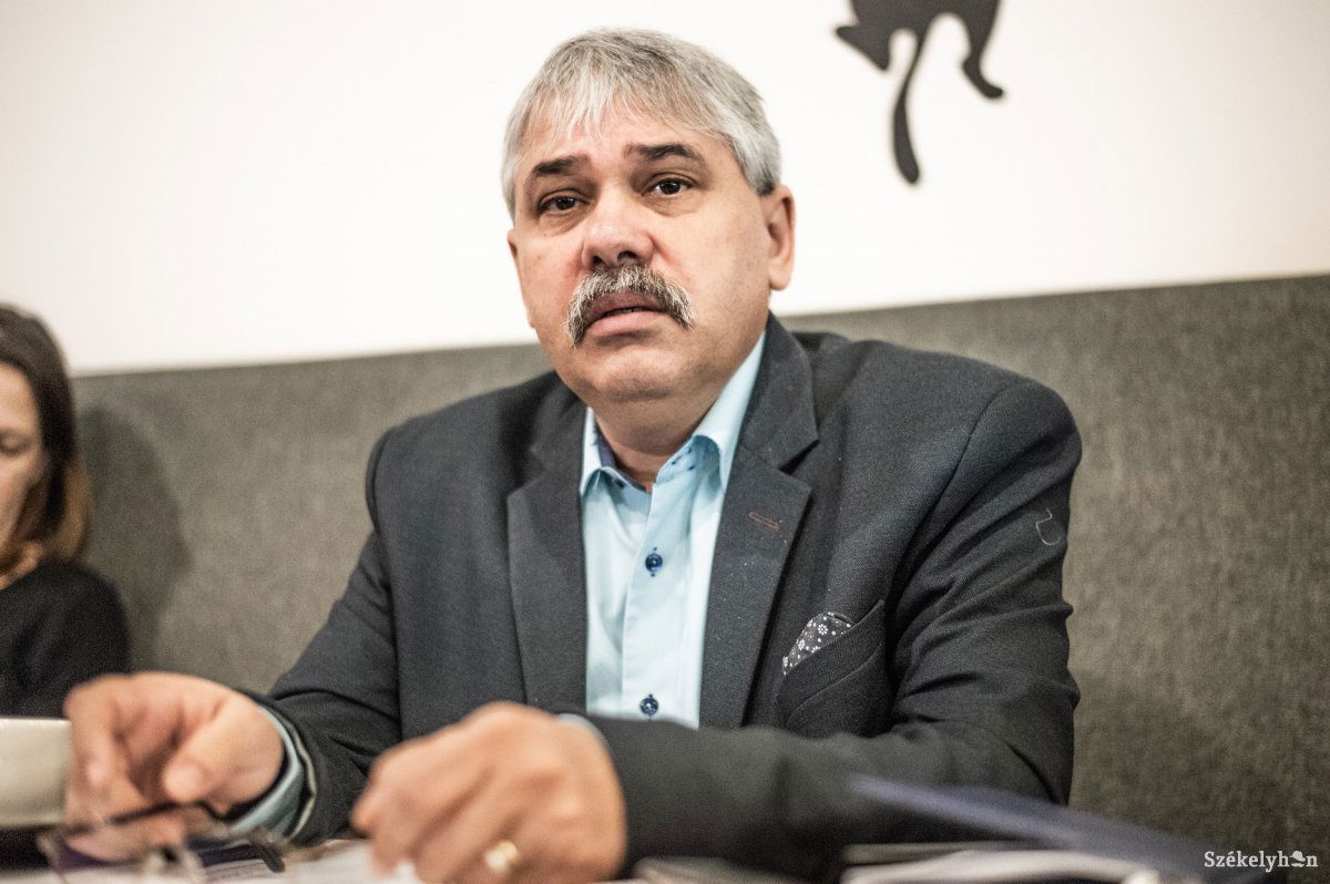 Benedek Zakariás. A költségvetést és annak vetületeit taglalta • Fotó: Barabás Ákos