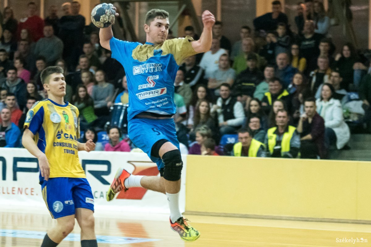 •  Fotó: Veres Nándor