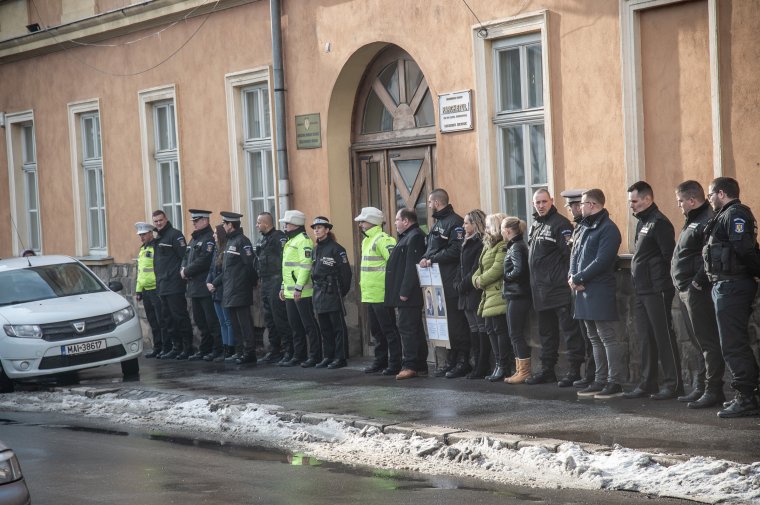 Hatósági felügyelet alatt a rendőrverő