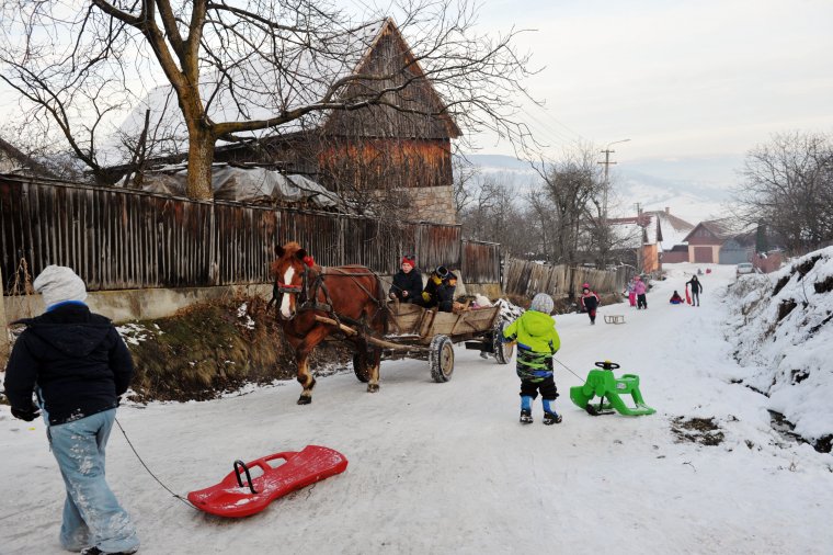 Kezdődik a téli vakáció, az általános iskolák és gimnáziumok diákjai már január 3-án visszatérnek az iskolapadokba