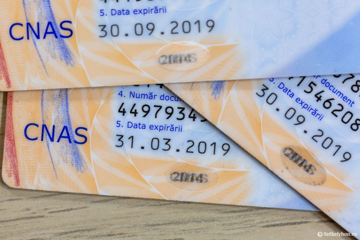 A rajtuk feltüntetett dátum szerint az elektronikus egészségügyi kártyák többségének már lejárt az érvényessége, de nem kell aggódni, továbbra is használhatók