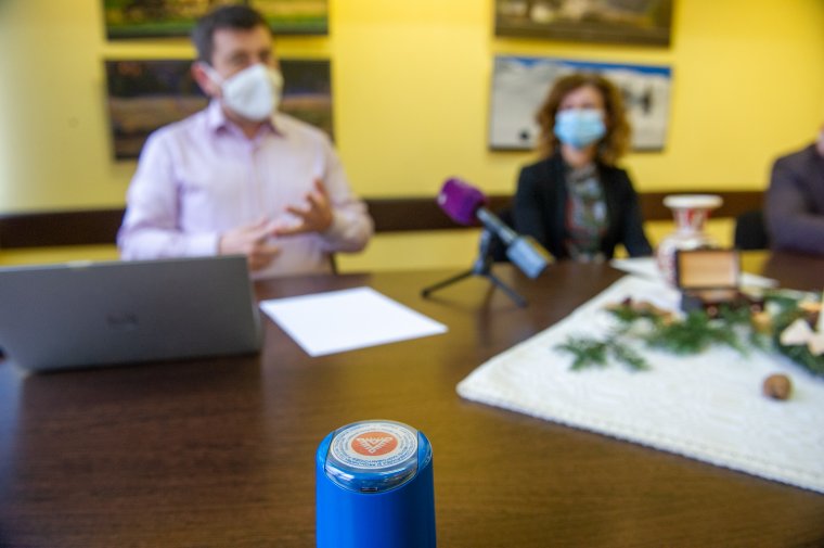 Bele kell nyugodnia Tanasănek: Udvarhelyen használhatják a magyar bélyegzőket is