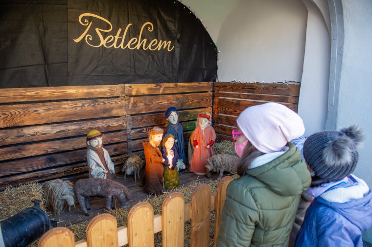 „Azt szeretném, hogy legyen vége a koronavírusnak” – A váradi gyerekek családtagjaiknak is kérnek ajándékot